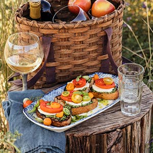 Five Marys Ranch Raised Cookbook: 75 Family-Friendly Recipes