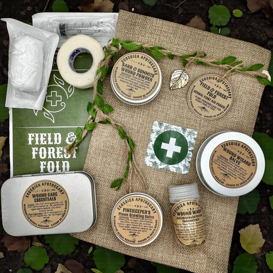 Field & Forest Fold Herbal First Aid Kit