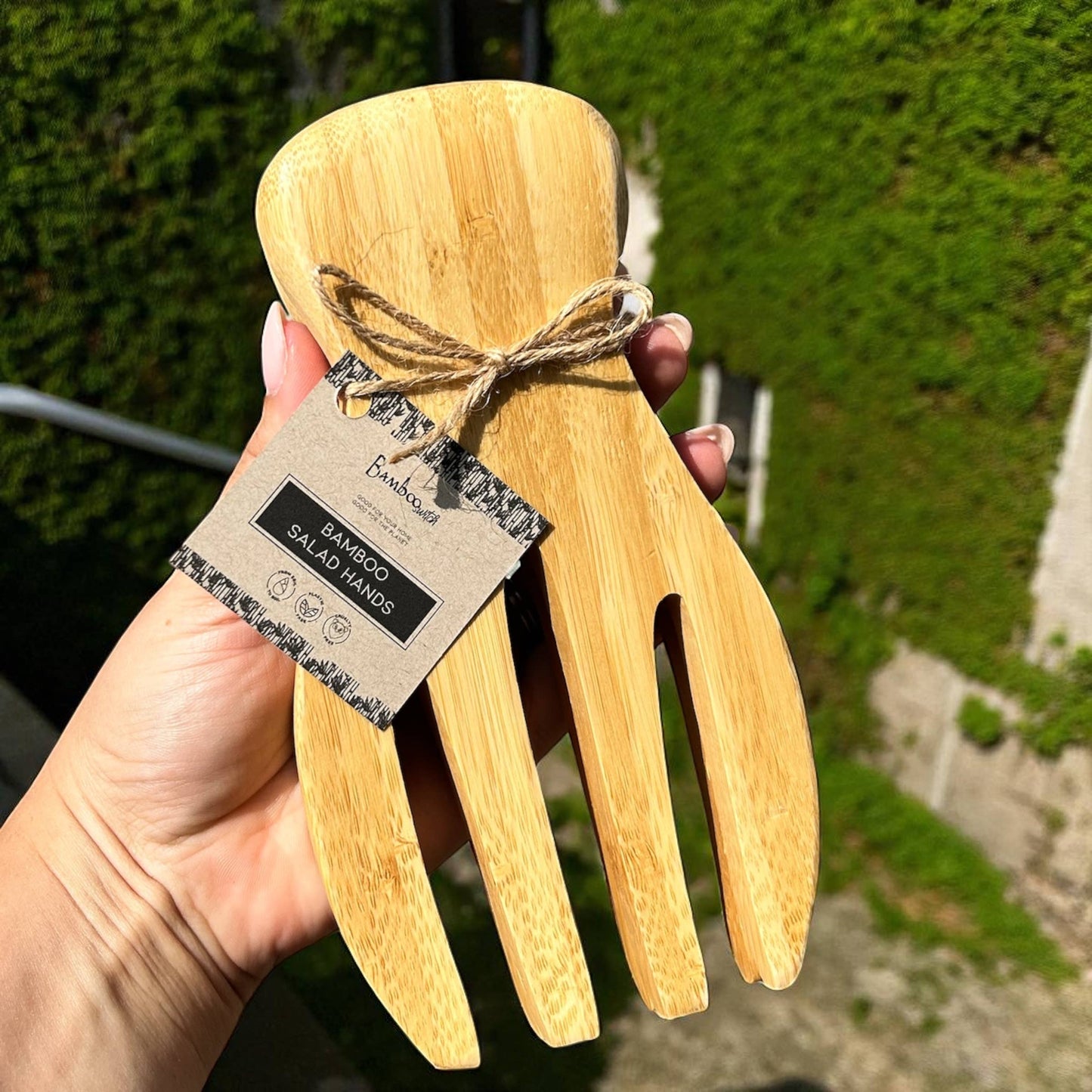 Bamboo Salad Hands Set | Faire Market Bestseller